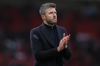 جماهير مانشستر يونايتد تدعم كاريك.. وتطالب ببيع النادي 25 أكتوبر 2026 07:23 م